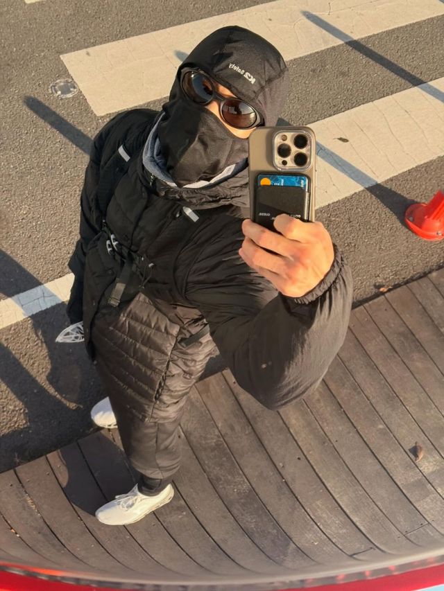 이미지 출처: 인스타그램 @pascalunbehaun, @stiandhl, @yysbeast