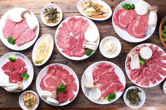 평창다래한우의 한우 모둠구이. 질 좋은 다양한 한우 부위가 가득하다. I 이미지 출처: 네이버 플레이스 평창다래한우