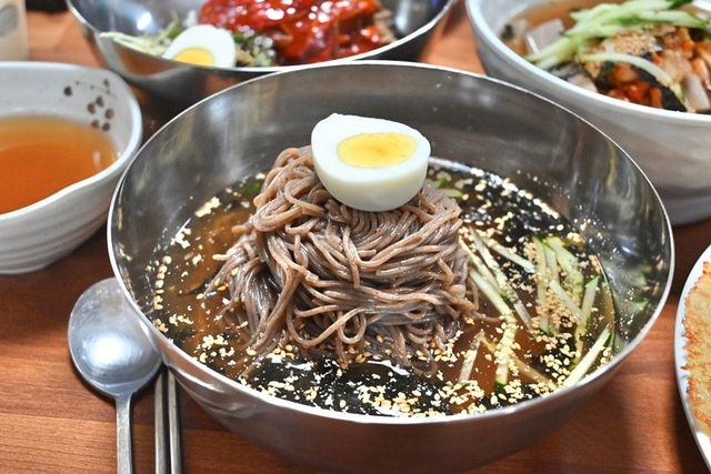 '묵사발'의 대표 메뉴 메밀물막국수 I 이미지 출처: 네이버 플레이스 묵사발