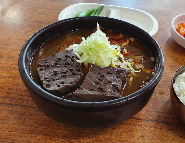 용문해장국의 선지 뼈해장국. / 출처: 네이버 업체 등록