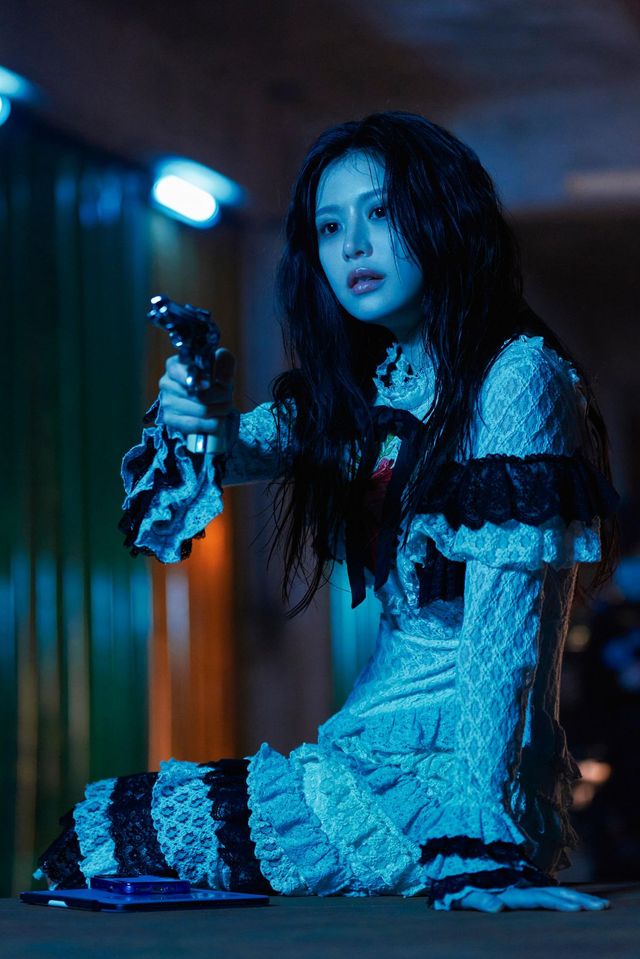 고윤정이 연기한 차무희의 또다른 인격 도라미의 모습이다. / 출처: 넷플릭스 공식 X