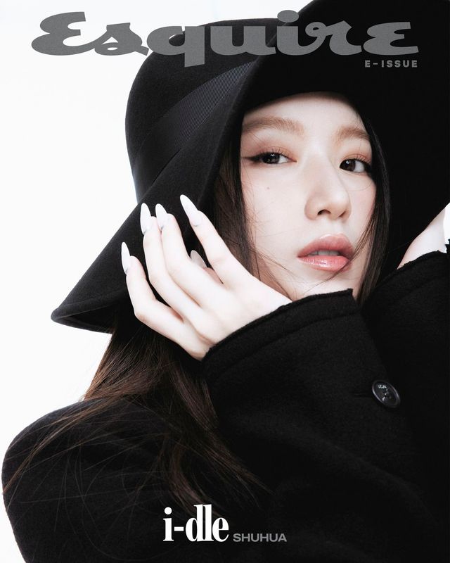 i-dle (아이들) 슈화 에스콰이어 디지털 커버