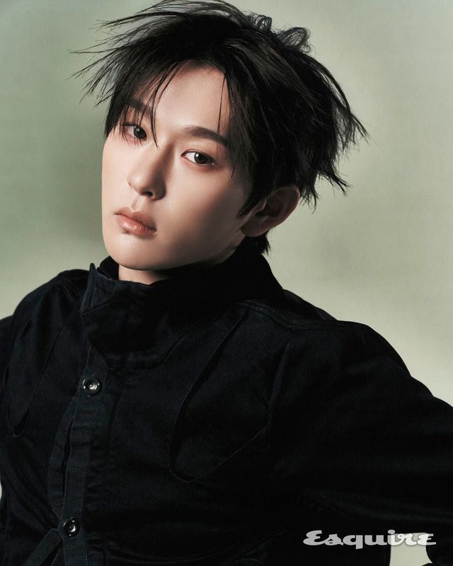 웹 인터뷰에서만 공개하는 하승의 B컷