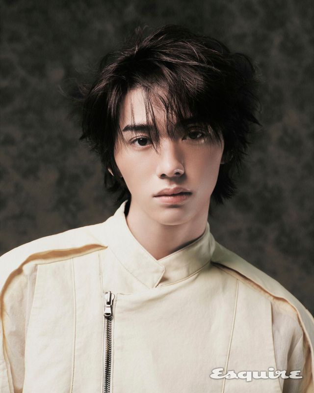 휘브 'ROCK THE NATION' 앨범 발매 기념 진범 화보