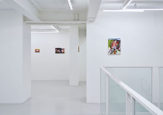 붓질의 제스처에서 감지되는 작가의 신체적 움직임이 화면 위에 고스란히 남는다. / 출처: 갤러리에스피 제공