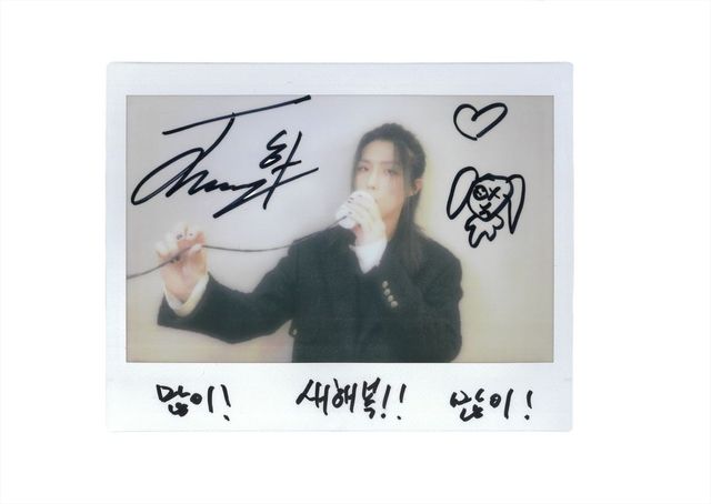 엑스디너리 히어로즈 준한 사인 폴라로이드