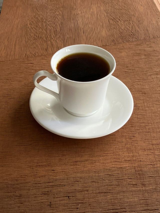 핸드드립 커피는 매장에서 직접 볶은 여러 종류의 스페셜티 원두 중 취향에 따라 선택해 즐길 수 있다. / 이미지 출처: 커피탈 네이버지도 업체 제공 이미지