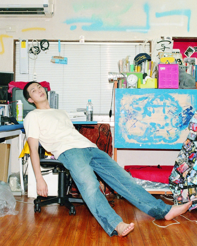 SFMOMA에서 첫 박물관 전시를 선보이는 방탄소년단 RM/이미지 출처: 인스타그램 @sfmoma