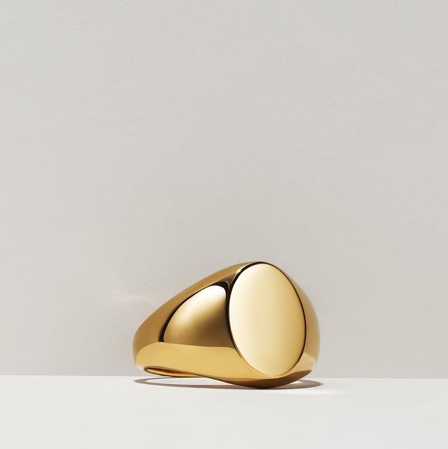 매끈한 실루엣의 티파니 링 / 이미지 출처: tiffany.kr