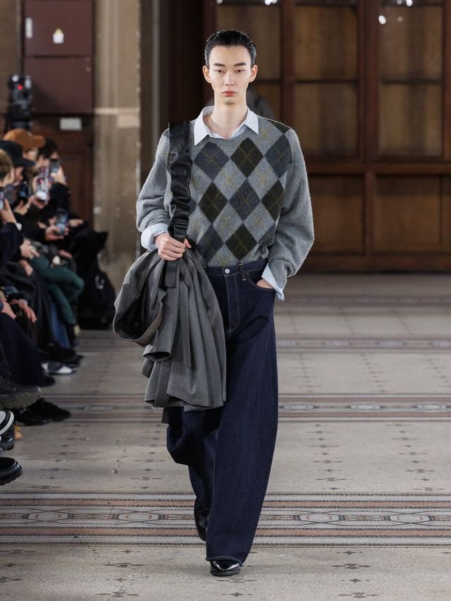 슈타인 2026 AW 런웨이 / 이미지 출처 : 슈타인