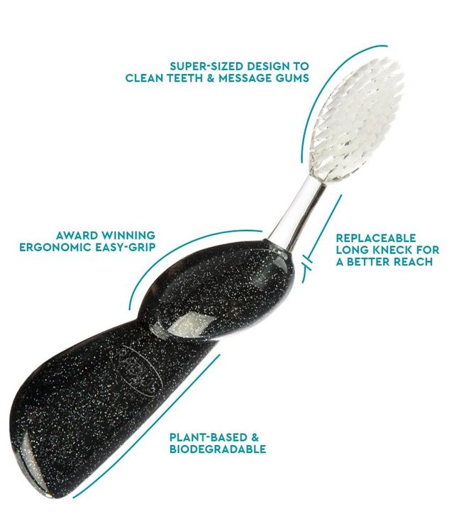 친환경 소재와 부드럽고 커다란 45도 솔을 갖춘 래디어스 칫솔 / 이미지 출처: 래디어스