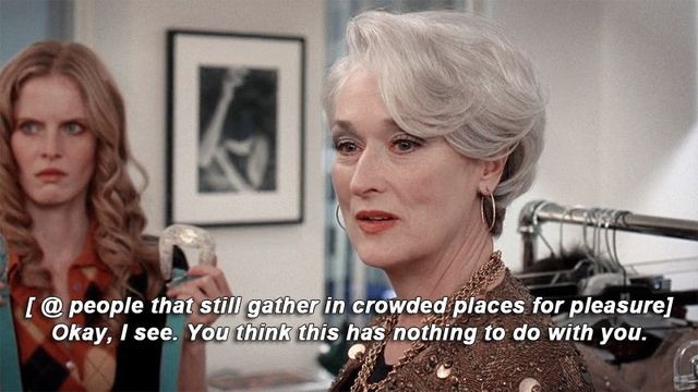 〈악마는 프라다를 입는다〉에서 가장 유명한 '세루리안 블루' 신의 한 장면 | 출처: 핀터레스트