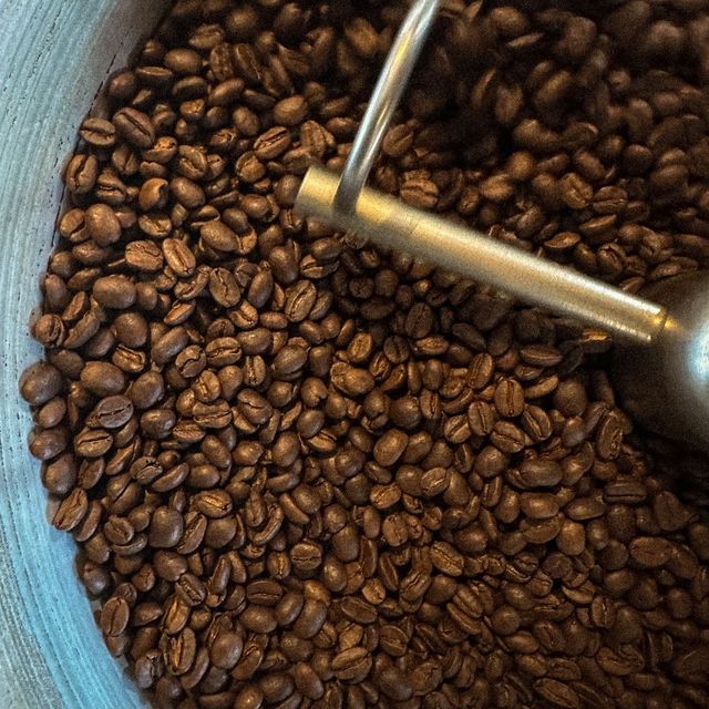 클럽 에스프레소의 로스팅 공정. / 이미지 출처 : 인스타그램 @clubespresso_1990