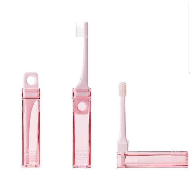 휴대성이 뛰어난 미소카 칫솔 / 이미지 출처: @misoka_korea
