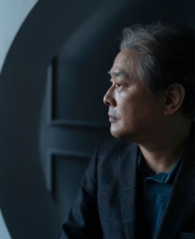 영화적 가치관이 녹아든 박찬욱 감독 패션 / 이미지 출처: @directorfits