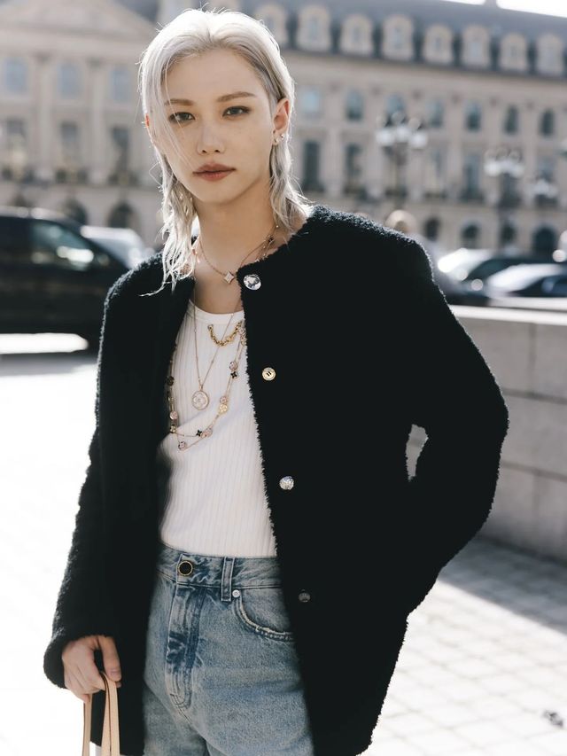 루이 비통 쇼에 참석한 스트레이 키즈 필릭스 / 이미지 출처: 인스타그램 @yong.lixx