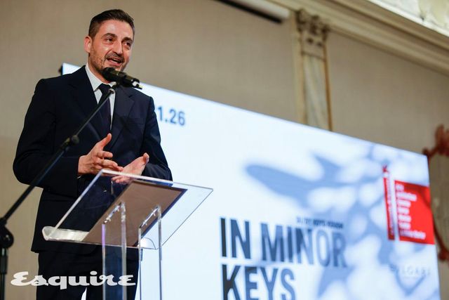 불가리의 독점 파트너십을 발표 중인 폰다치오네 불가리의 매니징 디렉터 마테오 모르비디. 