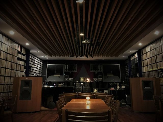 웨스턴 일렉트릭 스피커로 압도적 사운드를 경험할 수 있는 리홀뮤직갤러리 / 이미지 출처: 네이버지도 업체 제공