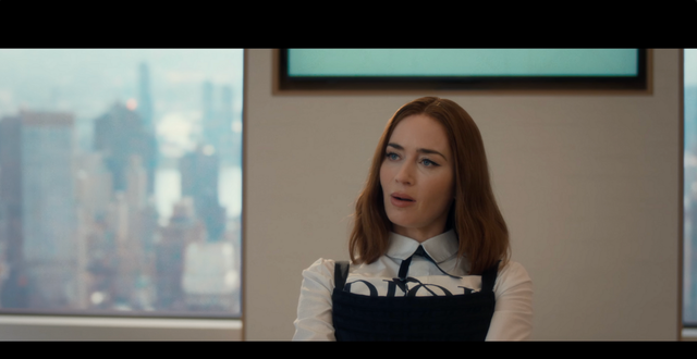 20년 새에 막대한 자금력과 영향력을 쥔 인물이 된 에밀리 / 이미지 출처: 20세기 스튜디오 유튜브