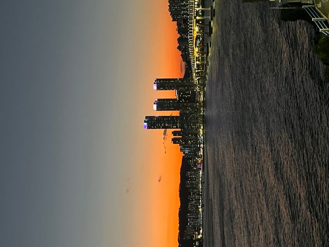 부산 사하구 인근에 위치한 전시공간과 풍경 / 이미지 출처: 필자 촬영