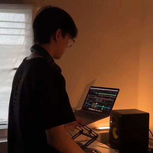 음악은 이제 단순한 감상을 넘어 개인의 소유물로 확장되는 추세다 / 이미지 출처: 유튜브 YOUNAP 영상 내 캡처