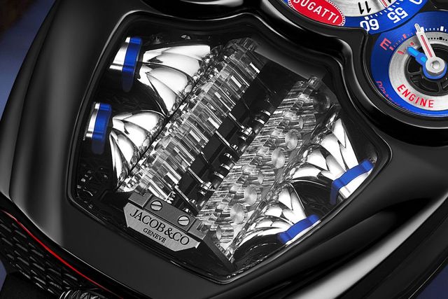 푸셔를 누르면 16개의 사파이어 실린더와 티타늄 피스톤 오토마톤이 실제 엔진처럼 위아래로 움직인다 / 이미지 출처 : 제이콥앤코