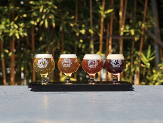 한국적 재료가 담긴 네 가지 맥주를 마셔볼 수 있는 버드나무 샘플러. / 이미지출처: 네이버 지도 업체 제공 이미지