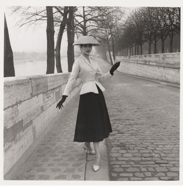 크리스챤 디올의 뉴 룩, 1947년.