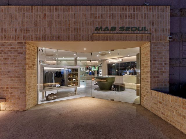 러너들을 위한 편집숍 마브서울. 이미지 출처 : 인스타그램 @mab.seoul