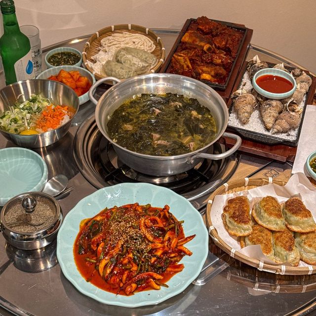 실비옥 대표 메뉴 소고기미역 수제비전골/ 이미지 출처: 네이버 업체 등록