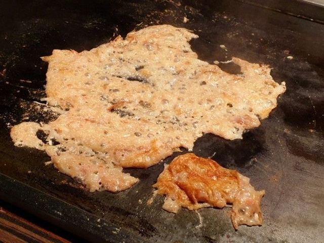 ‘치하루’의 몬자야키는 화려한 토핑보단 담백한 매력으로 승부를 본다. / 출처: 치하루 네이버지도 업체