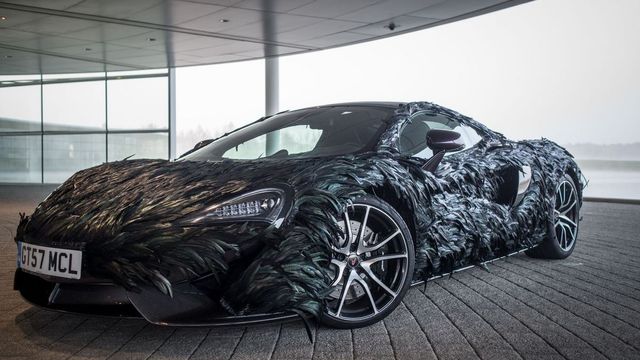 디자인에서 변신을 꾀함으로써 웃음을 주었다. / 출처: 맥라렌