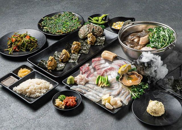 ‘오로시 봄 코스’는 도다리를 비롯한 다양한 해산물을 균형있게 즐길 수 있는 메뉴다. / 출처: 오로시 네이버지도 업체 등록