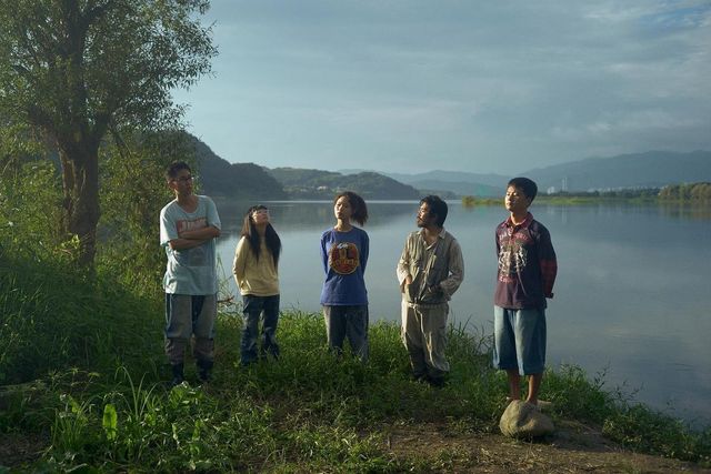 4월 26일 어썸뮤직페스티벌에서 공연하는 지소쿠리클럽 / 이미지 출처: 인스타그램 @jisokuryclub