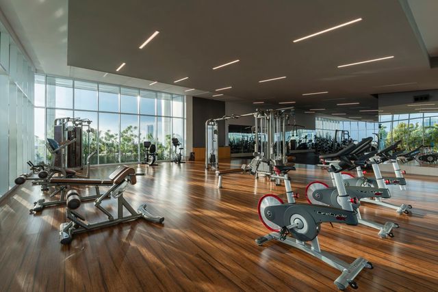 자카르타 도심 속 웰니스를 위한 호텔 물리아 세나얀의 헬스장. / 이미지 출처: 호텔 물리아 세나얀