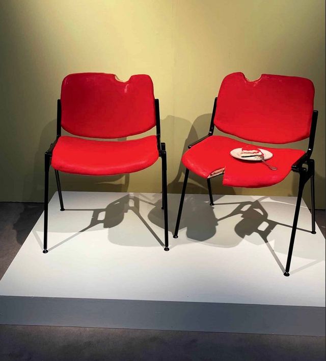 Laila Gohar's cake chair at Sotherby, Laila Gohar Website