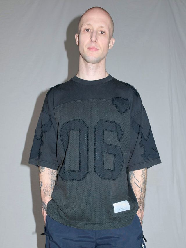 슈프림 x MM6 메종 마르지엘라의 26 S/S 컬렉션 제품 이미지 / 이미지 출처: 메종 마르지엘라. 