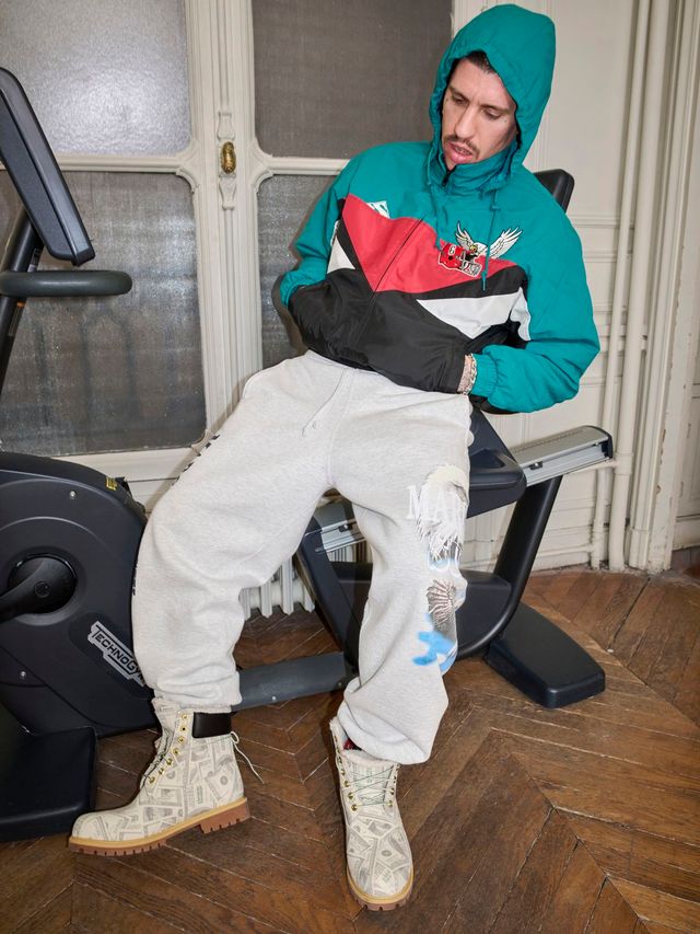 슈프림 x MM6 메종 마르지엘라의 26 S/S 컬렉션 제품 이미지 / 이미지 출처: 메종 마르지엘라. 