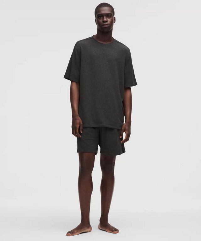 룰루레몬의 릴렉스 핏 쇼츠 / 이미지 출처: 룰루레몬