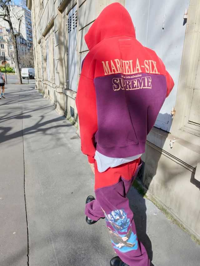 슈프림 x MM6 메종 마르지엘라의 26 S/S 컬렉션 제품 이미지 / 이미지 출처: 메종 마르지엘라. 