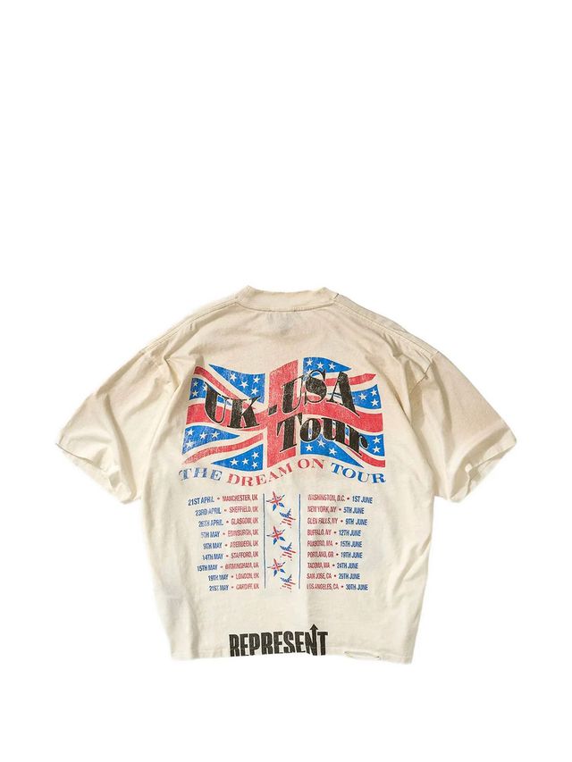 뒷면까지 디테일한 디자인 / 이미지 출처: 파페치