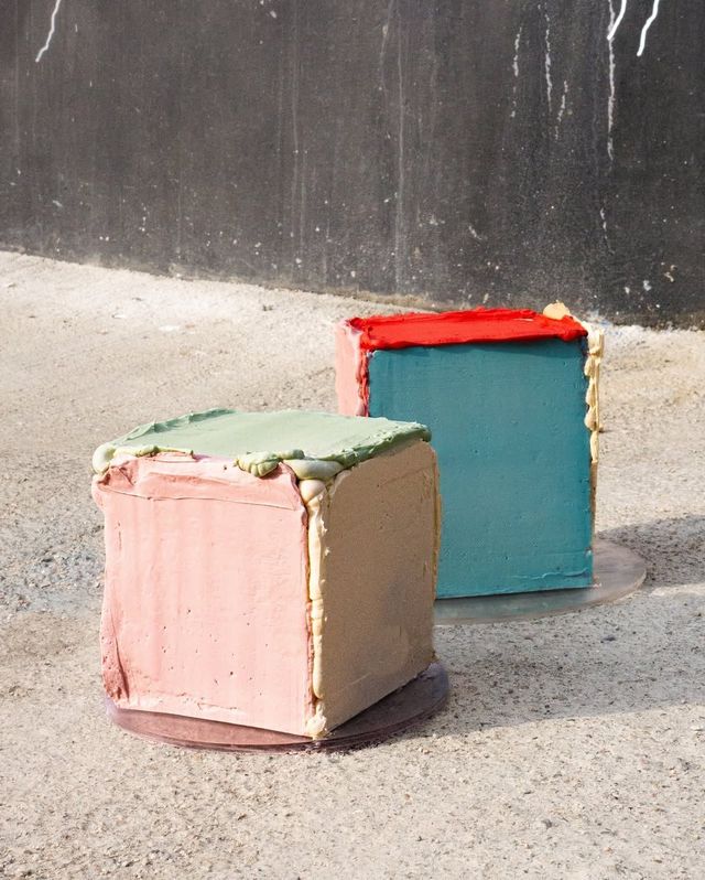 바우하우스의 학생 디자이너 알마 지도프 부셔의 작업을 오마주했다. / 출처: 로즈스튜디오 인스타그램