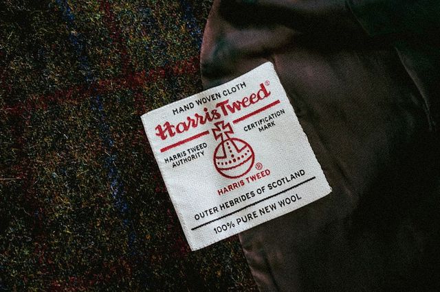 벌브 해리스트위드 자켓 라벨 / 이미지 출처: 벌브 블로그