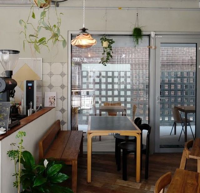 고즈넉한 분위기를 풍긴다. / 출처: 코쿤 네이버 플레이스