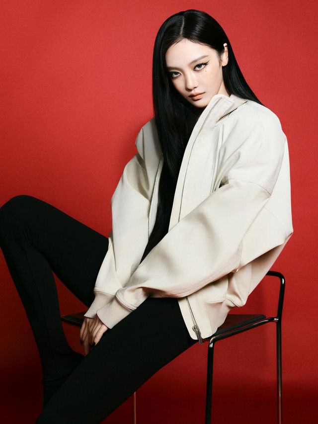 구찌의 엠버서더가 되어 영광이고 설레는 마음을 전한 닝닝 / 이미지 출처: @imnotningning