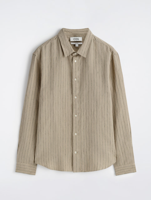 레이어드에서 빠질 수 없는 셔츠. / 이미지 출처: 코스 공식 사이트