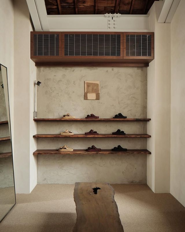 태오양 스튜디오에서 작업한 버켄스탁 도산점 / 이미지 출처: @teoyang