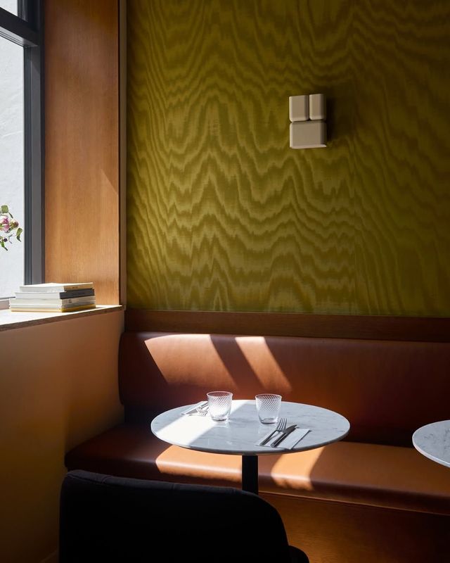 뉴트럴 톤으로 완성한 Petra Hotel / 이미지 출처: @petrahotel_copenhagen 