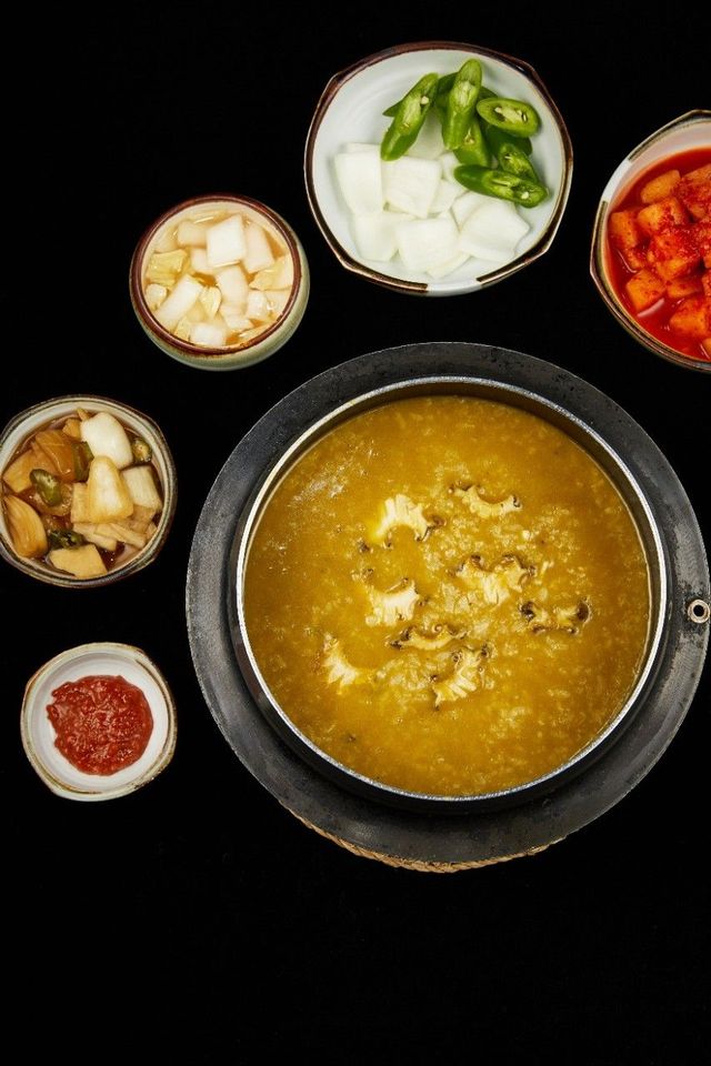 깊은 맛의 전복죽이 해녀조씨할매집의 대표메뉴다. / 출처: 네이버지도 업체 등록