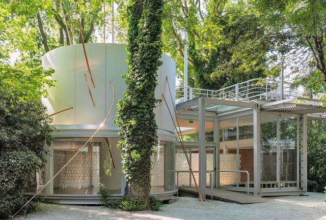 한국관의 전시 〈해방공간 : 요새와 둥지〉 설치 전경. © 감동환